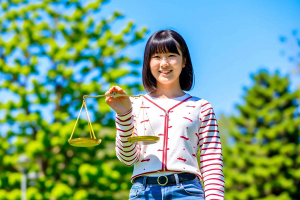 天秤座女孩合适的网名,展现独特魅力与浪漫风情