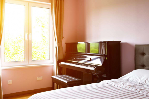 卧室放钢琴影响风水吗？带你一探究竟揭开其中神秘面纱